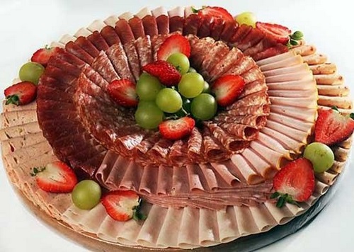 Dilimlenmiş orijinal sosis - fotoğraf fikirleri