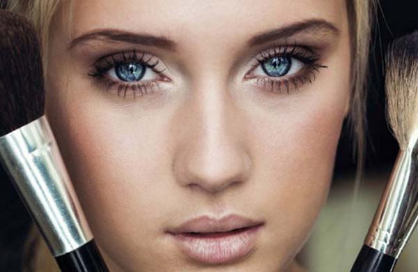 Mezuniyet 2025-2026 için moda makyaj: fikirler, en iyi görüntüler, trendler - fotoğraflar