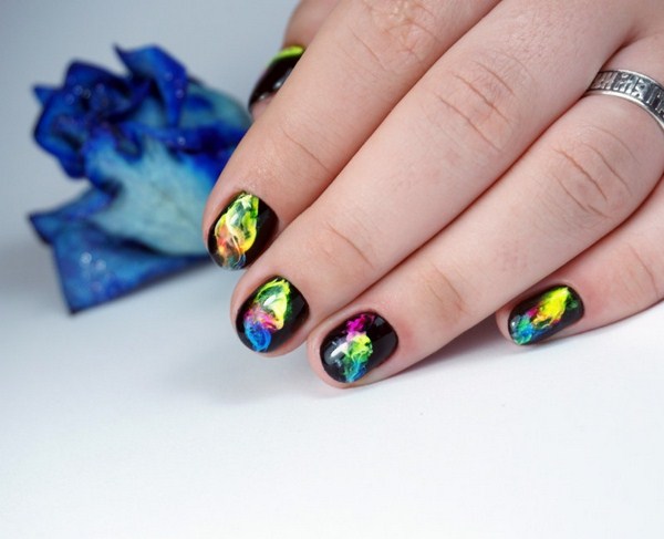 Lussuosa manicure nera 2025-2026 - tendenze della moda e novità
