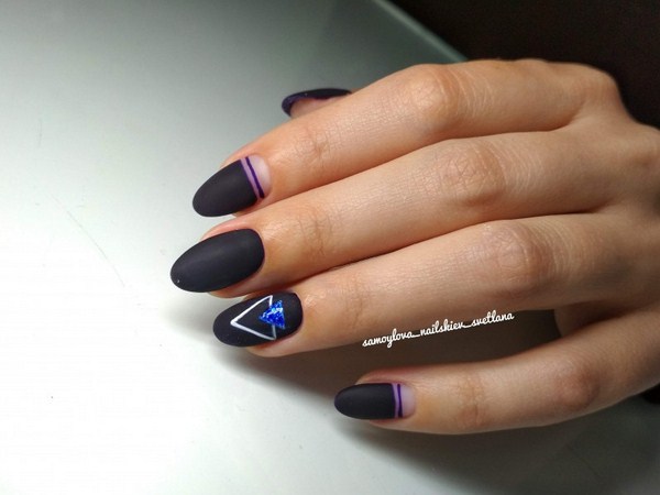 Lussuosa manicure nera 2025-2026 - tendenze della moda e novità