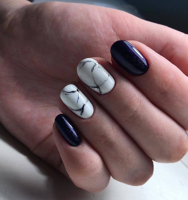 Lussuosa manicure nera 2025-2026 - tendenze della moda e novità