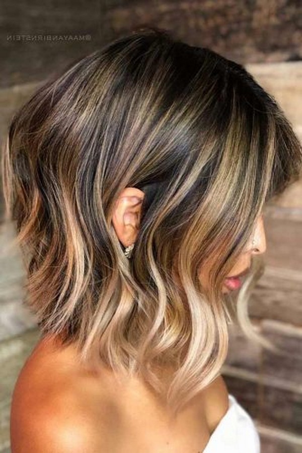 Coupes de cheveux créatives pour femmes 2025-2026 - Tendances des coupes de cheveux dans les designs à la mode