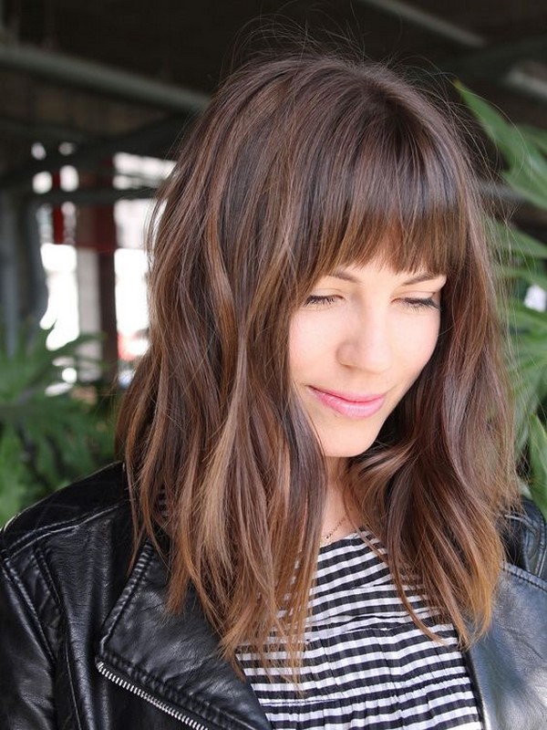Coupes de cheveux créatives pour femmes 2025-2026 - Tendances des coupes de cheveux dans les designs à la mode
