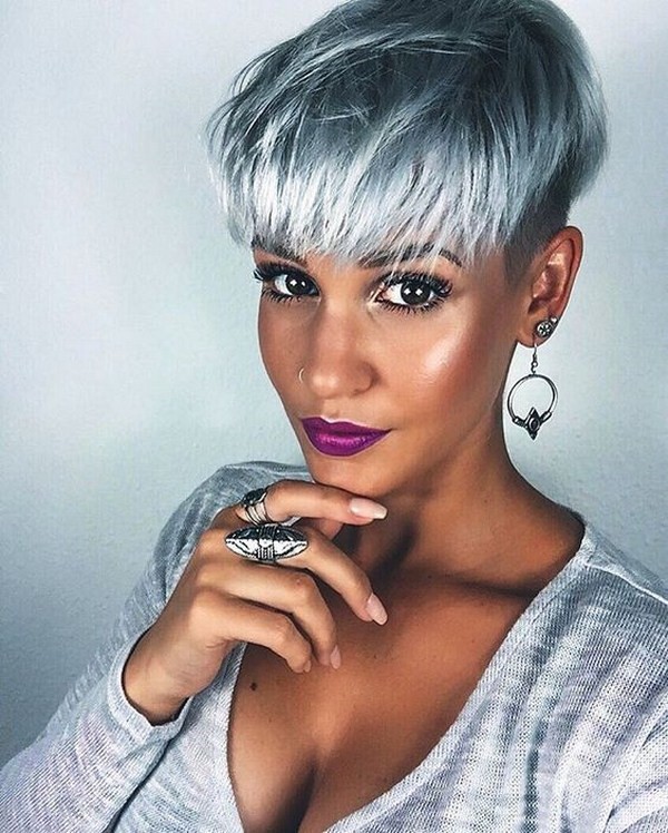 Coupes de cheveux créatives pour femmes 2025-2026 - Tendances des coupes de cheveux dans les designs à la mode
