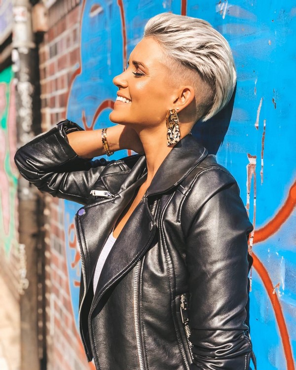 Coupes de cheveux créatives pour femmes 2025-2026 - Tendances des coupes de cheveux dans les designs à la mode