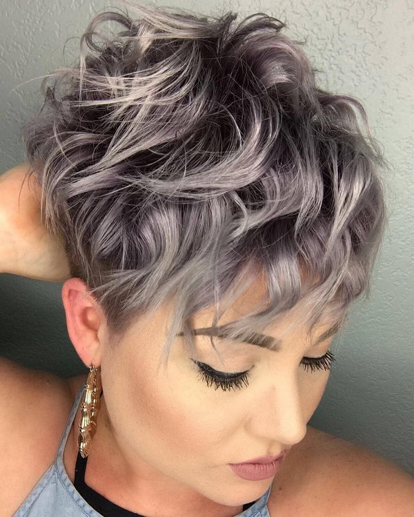 Coupes de cheveux créatives pour femmes 2025-2026 - Tendances des coupes de cheveux dans les designs à la mode