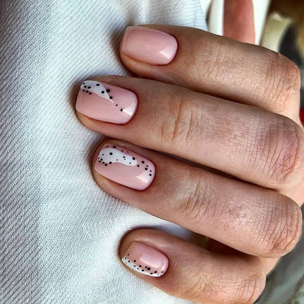 Unsurpassed manicure nude 2025-2026: fashion photo ideas