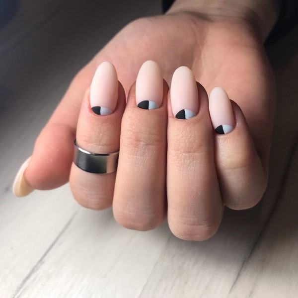 Manicure bogel 2025-2026: idea foto fesyen