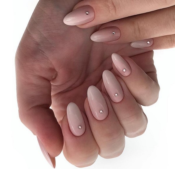 Manicure bogel 2025-2026: idea foto fesyen
