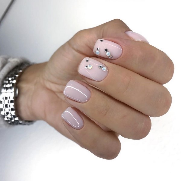 Unsurpassed manicure nude 2025-2026: fashion photo ideas