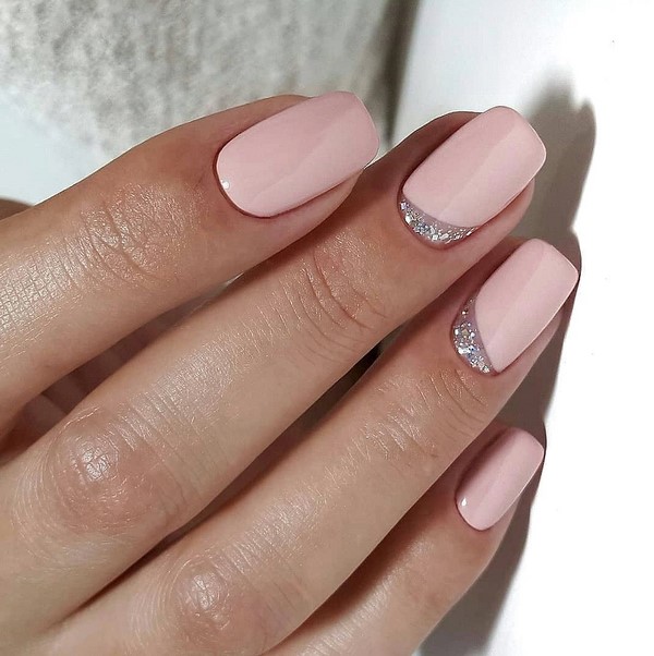 Unsurpassed manicure nude 2025-2026: fashion photo ideas