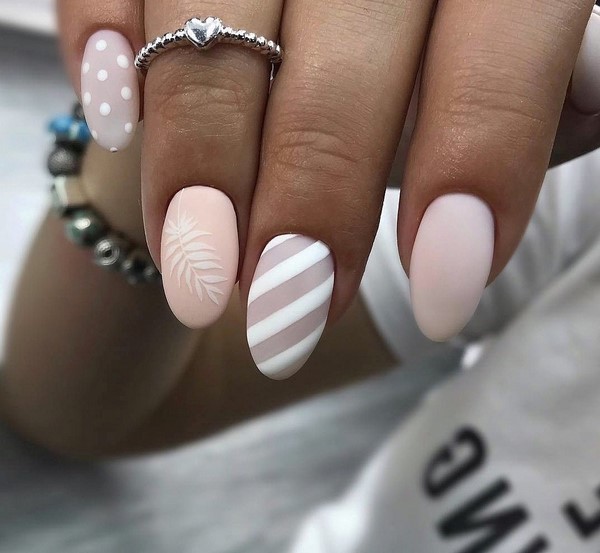 Unsurpassed manicure nude 2025-2026: fashion photo ideas