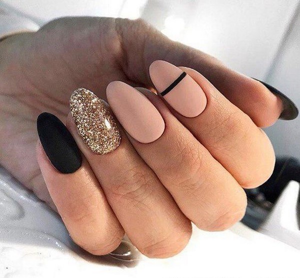 Manicure bogel 2025-2026: idea foto fesyen