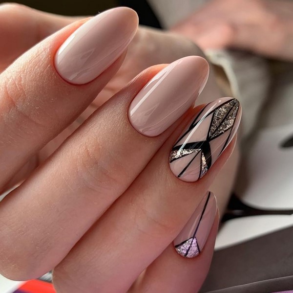 Manicure bogel 2025-2026: idea foto fesyen