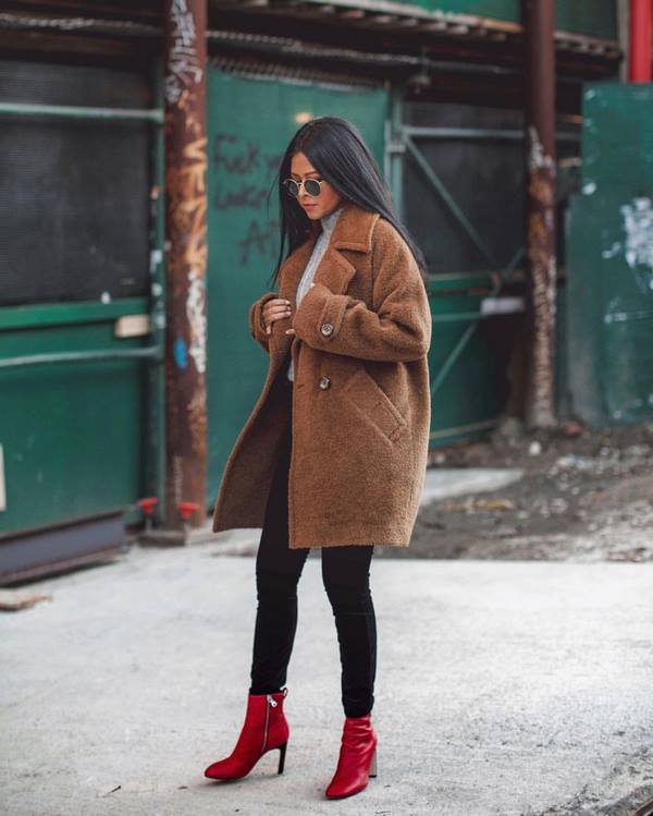 What fur coats will be fashionable in the fall-winter 2025-2026 season - trending models and colors