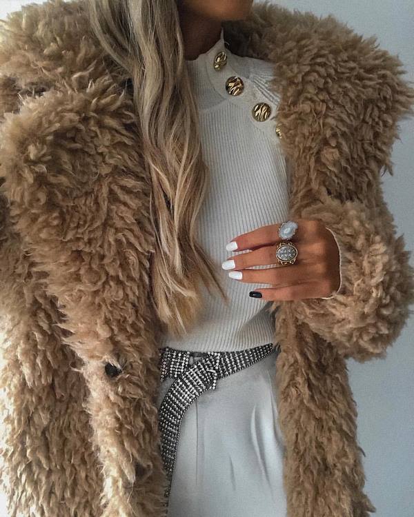 What fur coats will be fashionable in the fall-winter 2025-2026 season - trending models and colors