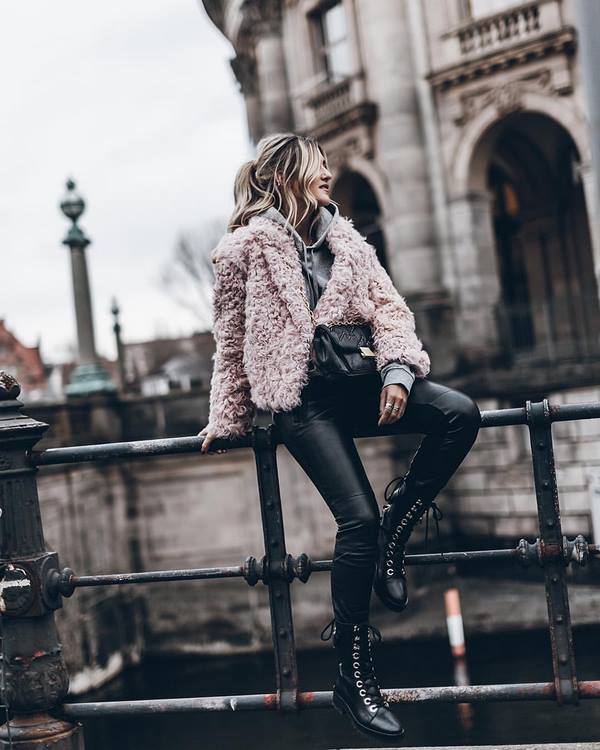 What fur coats will be fashionable in the fall-winter 2025-2026 season - trending models and colors