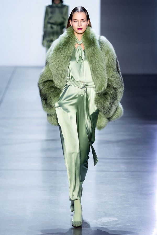 What fur coats will be fashionable in the fall-winter 2025-2026 season - trending models and colors