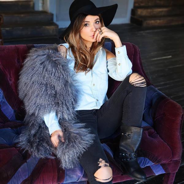 What fur coats will be fashionable in the fall-winter 2025-2026 season - trending models and colors