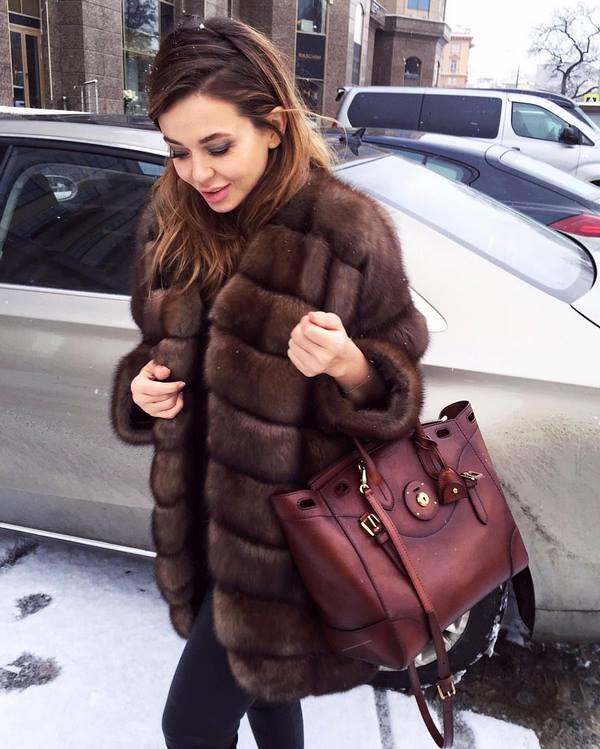 What fur coats will be fashionable in the fall-winter 2025-2026 season - trending models and colors