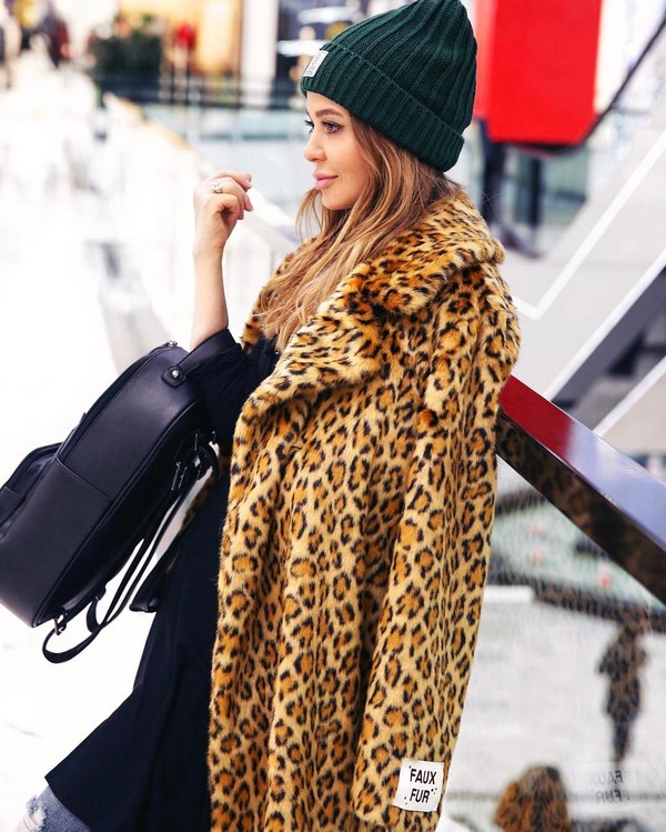 What fur coats will be fashionable in the fall-winter 2025-2026 season - trending models and colors