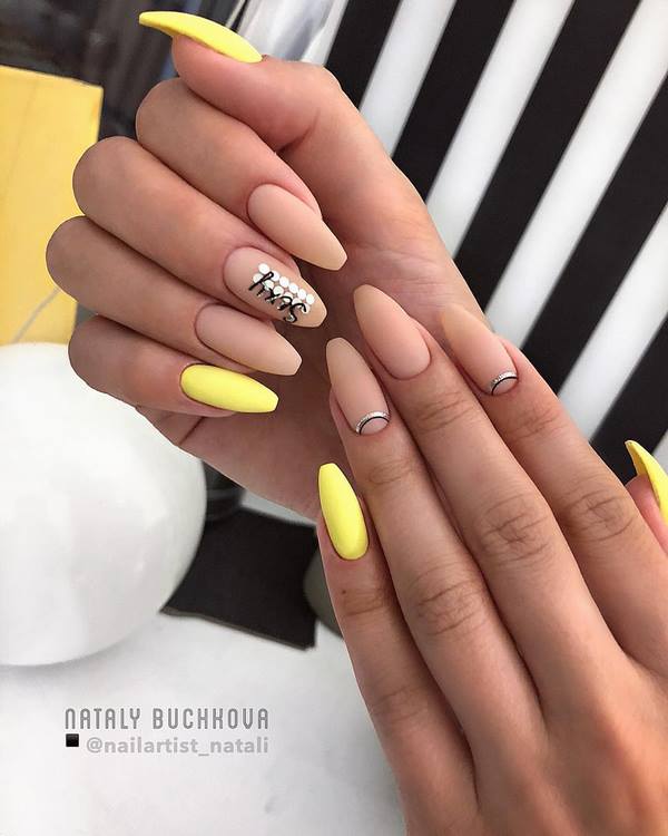 Aktuelle Trends und Techniken in der Matte Manicure 2025-2026: Frische Top 15 Trends